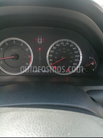 Honda Accord EX 3.0L V6 usado (2011) color Champagne precio $130,000