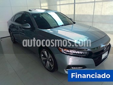 foto Honda Accord Touring usado (2018) color Plata Diamante precio $113,750