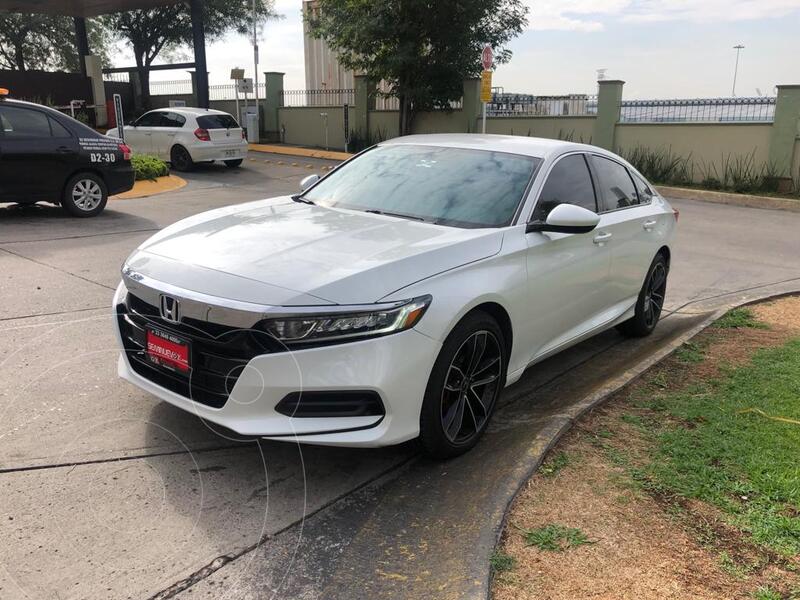 Foto Honda Accord EX usado (2019) color Blanco financiado en mensualidades(enganche $108,259 mensualidades desde $13,269)
