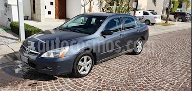 foto Honda Accord LX 2.4L usado (2005) color Gris precio $79,000