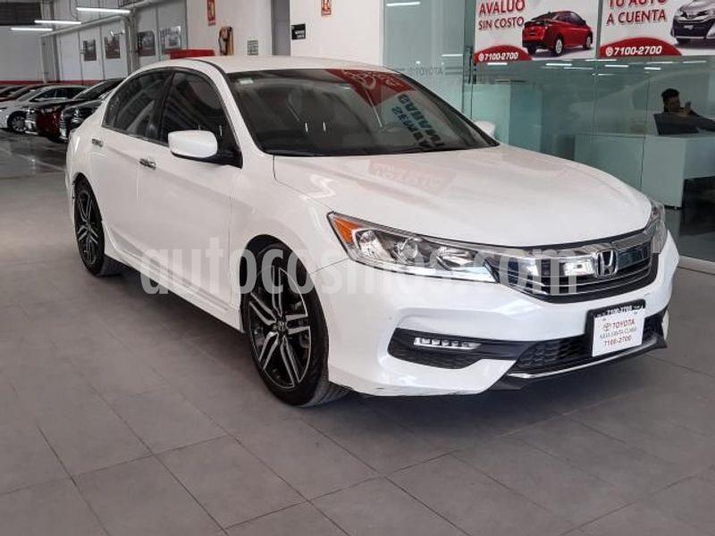 foto Honda Accord Sport usado (2017) color Blanco precio $290,000