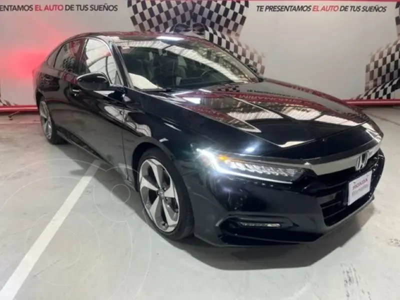 Foto Honda Accord Touring usado (2019) color Negro financiado en mensualidades(enganche $52,000 mensualidades desde $12,828)