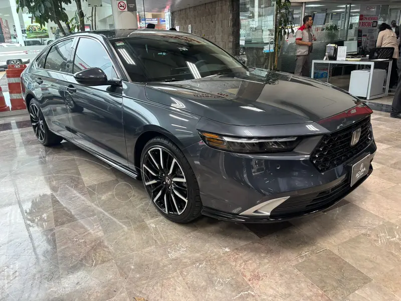 Foto Honda Accord Prime usado (2024) color Gris precio $819,000