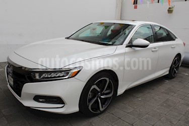 foto Honda Accord Sport Plus usado (2018) color Blanco precio $440,000