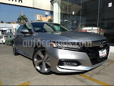 Honda Accord Touring usado (2018) color Plata precio $529,000