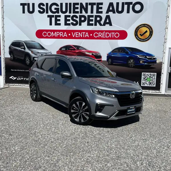 Foto Honda BR-V Touring usado (2024) color Plata Lunar precio $379,900