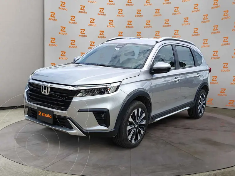 Foto Honda BR-V Touring usado (2024) color Plata financiado en mensualidades(enganche $106,520 mensualidades desde $8,149)