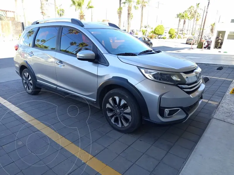 Foto Honda BR-V Uniq usado (2020) color Plata Lunar precio $280,500