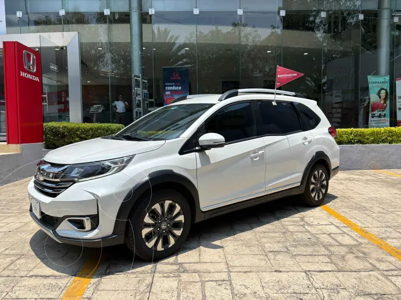 Foto Honda BR-V Prime usado (2022) color Blanco precio $353,000