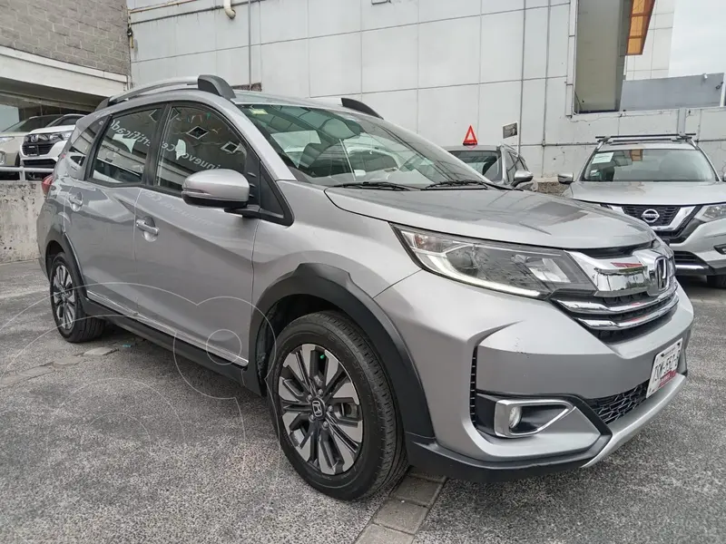 Foto Honda BR-V Prime usado (2022) color plateado financiado en mensualidades(enganche $154,242 mensualidades desde $6,490)