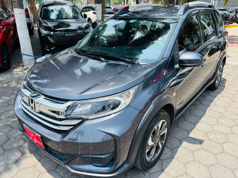 Foto Honda BR-V Uniq usado (2022) color Gris financiado en mensualidades(enganche $85,194 mensualidades desde $7,567)
