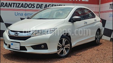 Honda City EX 1.5L usado (2017) color Blanco precio $210,000
