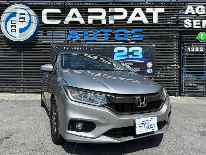 Foto Honda City EX 1.5L Aut usado (2019) color plateado precio $219,000