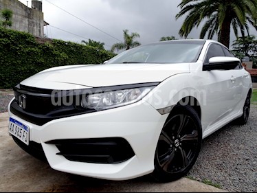 Foto Honda Civic - usado (2017) color Blanco precio $1.057.000