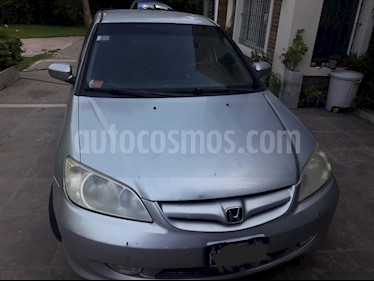 foto Honda Civic 1.7 EX usado (2005) color Plata precio $150.000