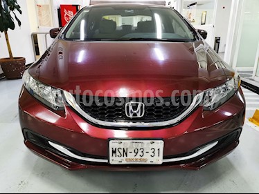 foto Honda Civic EX 1.8L Aut usado (2014) color Rojo precio $185,000