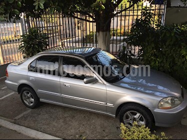 Honda Civic LX 1.6 usado (1989) color Plata precio $13.000.000