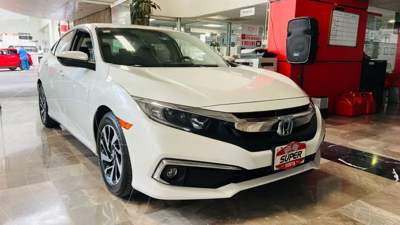 Foto Honda Civic i-Style Aut usado (2021) color Blanco financiado en mensualidades(enganche $143,736 mensualidades desde $7,727)