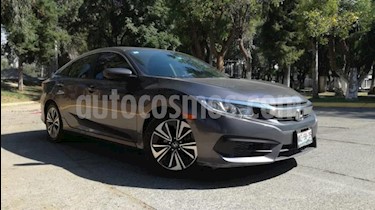 foto Honda Civic Turbo Aut usado (2016) color Gris precio $275,000