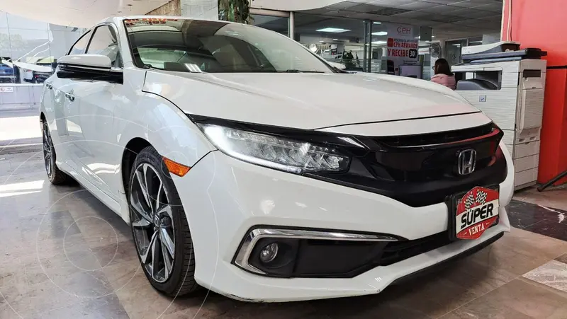 Foto Honda Civic Touring Aut usado (2021) color Blanco financiado en mensualidades(enganche $166,782 mensualidades desde $7,017)