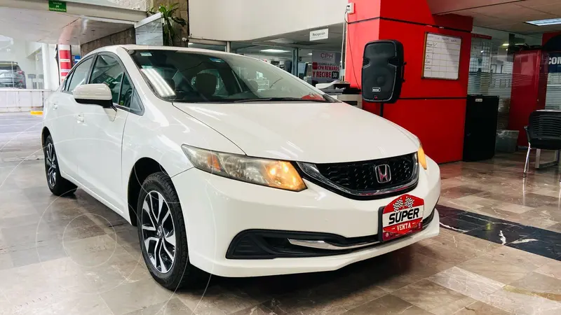Foto Honda Civic EX 1.8L Aut usado (2015) color Blanco precio $229,000
