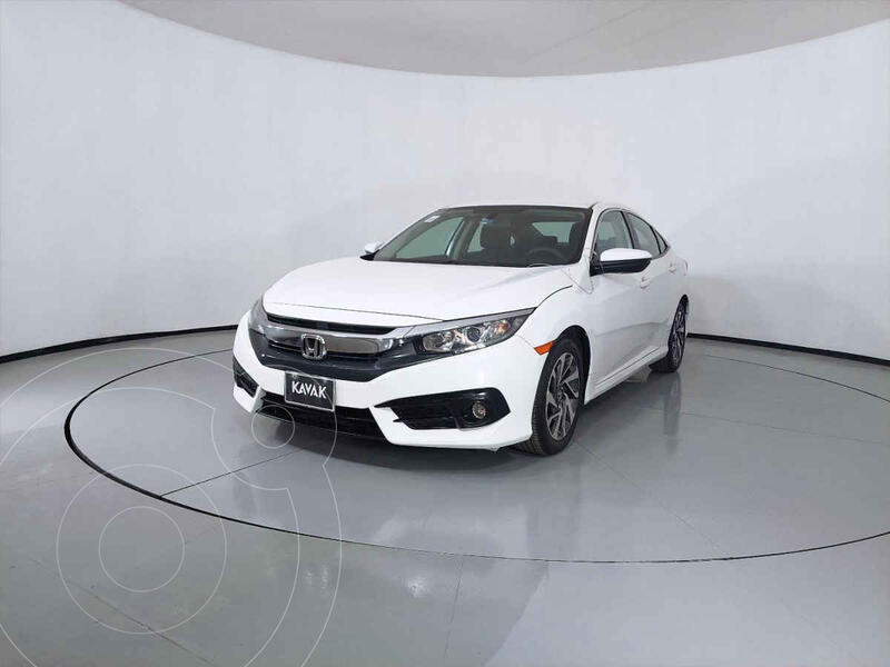 Foto Honda Civic i-Style Aut usado (2018) color Blanco precio $344,999