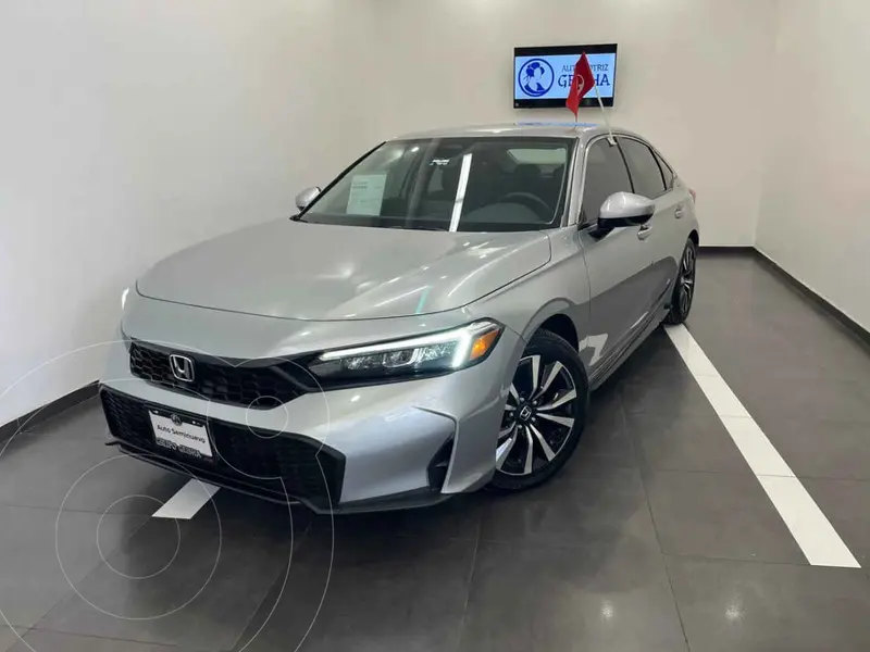 Foto Honda Civic i-Style usado (2025) color Gris financiado en mensualidades(enganche $107,800 mensualidades desde $10,634)