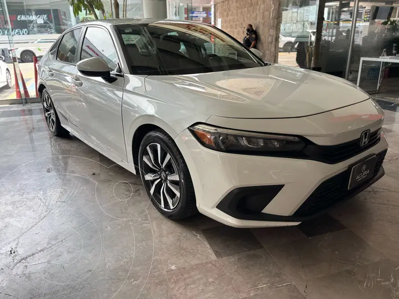 Foto Honda Civic i-Style usado (2022) color Blanco precio $389,000