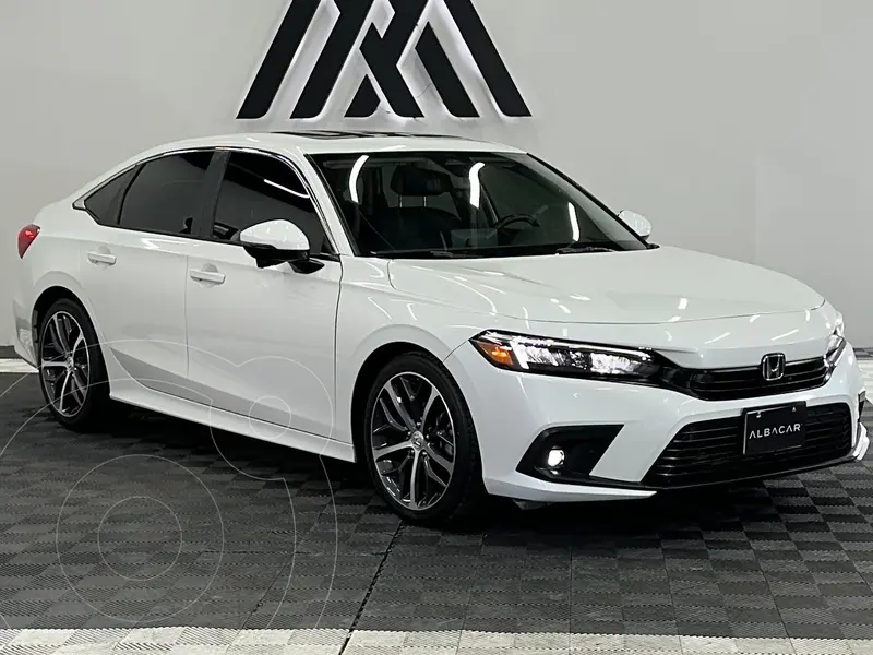 Foto Honda Civic Touring usado (2024) color Blanco precio $519,999