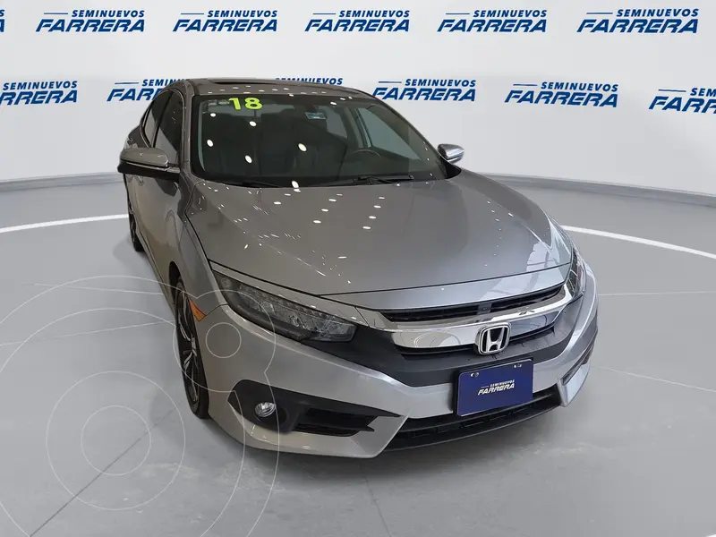 Foto Honda Civic Touring Aut usado (2018) color plateado financiado en mensualidades(enganche $83,475 mensualidades desde $6,924)