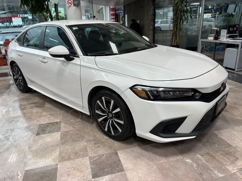 Foto Honda Civic i-Style usado (2022) color Blanco precio $389,000