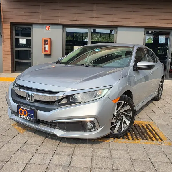 Foto Honda Civic i-Style Aut usado (2019) color plateado financiado en mensualidades(enganche $88,750 mensualidades desde $6,434)