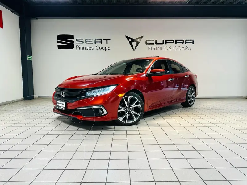 Foto Honda Civic Touring Aut usado (2019) color Rojo precio $379,999