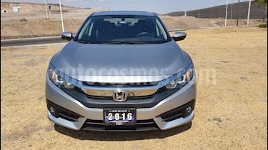foto Honda Civic Turbo Aut usado (2016) color Plata Diamante precio $299,000