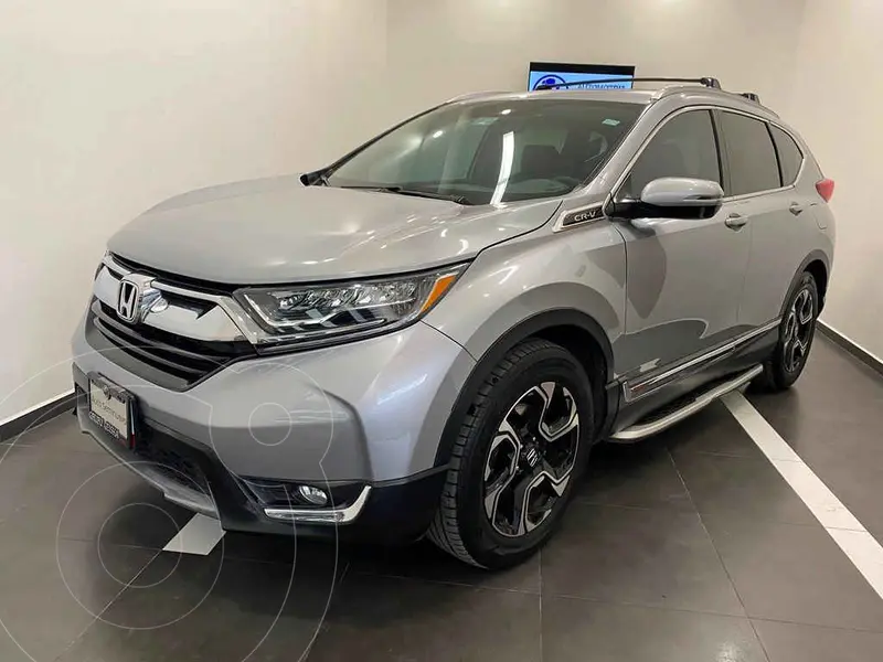 Foto Honda CR-V Touring usado (2019) color Plata precio $420,000