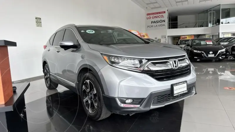 Foto Honda CR-V Touring usado (2019) color plateado precio $399,900