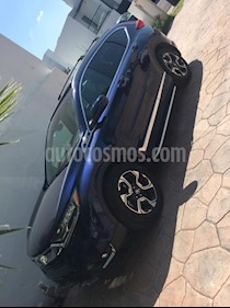 foto Honda CR-V Turbo Plus usado (2017) color Azul precio $390,000