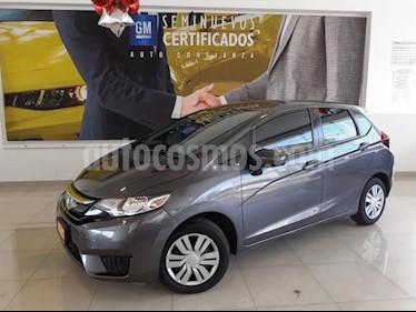 Foto Honda Fit 5P HB COOL TM6 R-15 usado (2017) color Gris precio $203,900