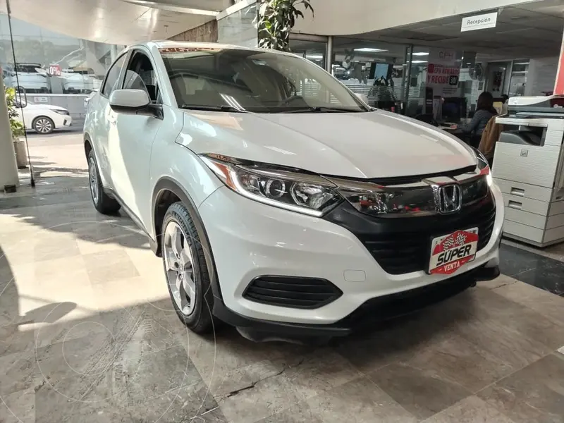 Foto Honda HR-V Uniq usado (2022) color Blanco precio $389,000