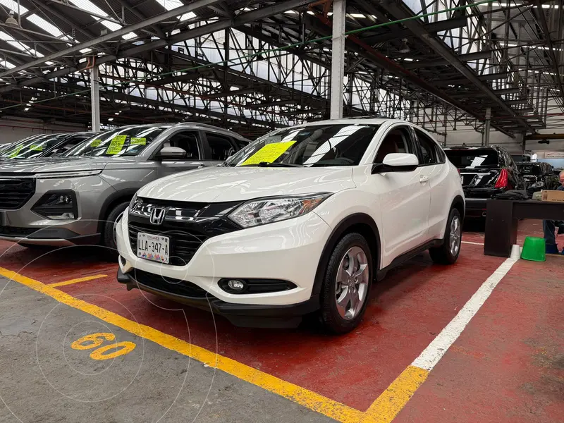Foto Honda HR-V Epic Aut usado (2017) color Blanco financiado en mensualidades(enganche $64,000 mensualidades desde $5,800)