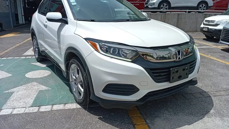 Foto Honda HR-V Uniq usado (2021) color Blanco precio $349,000
