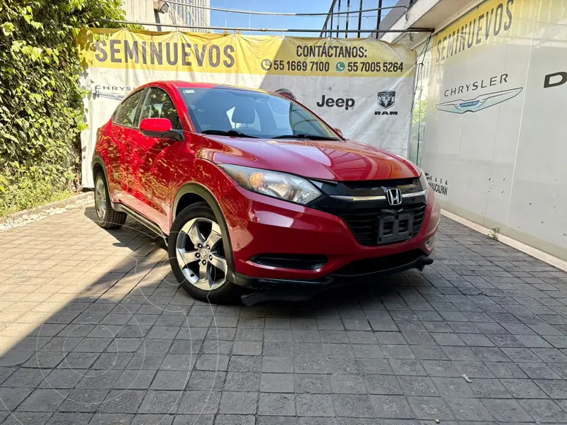Foto Honda HR-V Uniq usado (2017) color Rojo precio $250,000