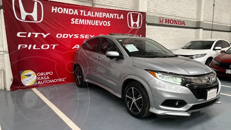 Foto Honda HR-V Touring Aut usado (2019) color plateado precio $387,000