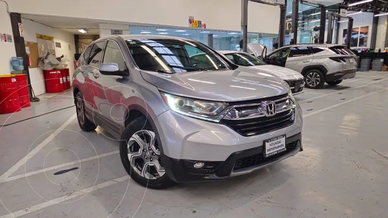 Foto Honda HR-V Uniq Aut usado (2018) color plateado precio $360,900