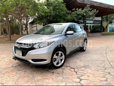 Honda HR-V Uniq usado (2016) color Plata Diamante precio $225,000