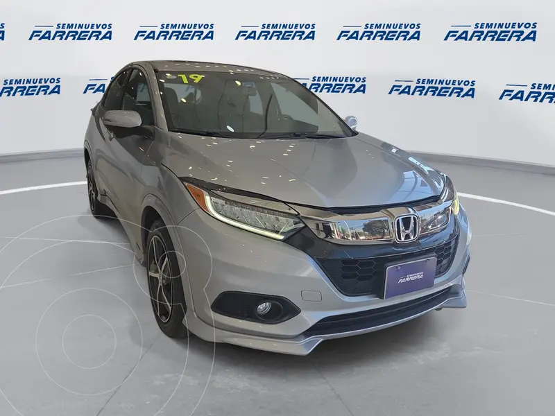 Foto Honda HR-V Touring Aut usado (2019) color plateado precio $320,000