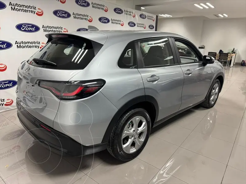 Foto Honda HR-V Uniq usado (2023) color Gris precio $419,000