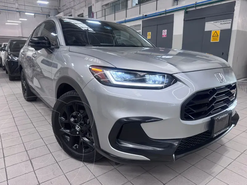 Foto Honda HR-V Sport usado (2023) color plateado financiado en mensualidades(enganche $196,418 mensualidades desde $8,438)