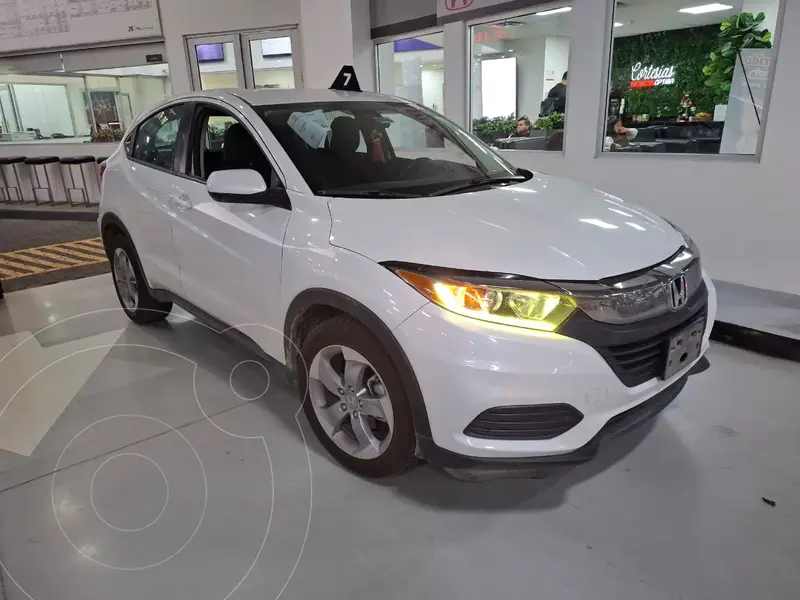 Foto Honda HR-V Uniq usado (2020) color Blanco Platino precio $310,000