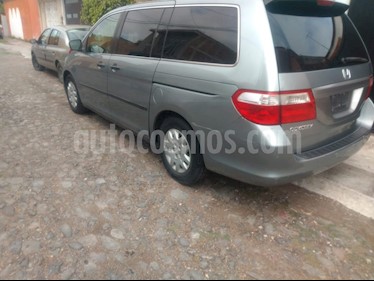 foto Honda Odyssey LX usado (2007) color Gris Oscuro precio $114,000